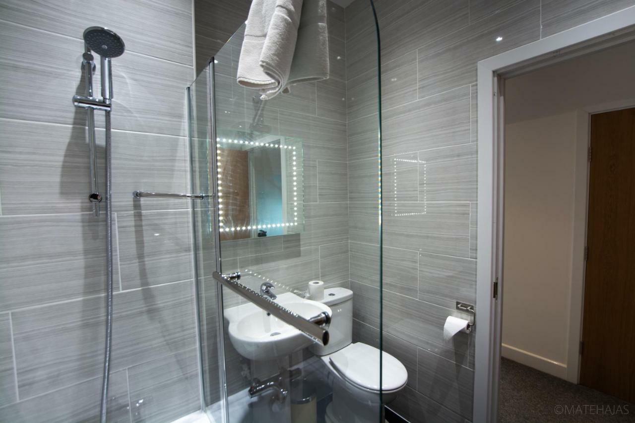 Somerville Apartments London Heathrow Hillingdon Dış mekan fotoğraf
